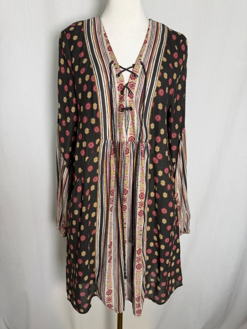 Free People Rain or Shine Pebble Print Boho Floral Tunic Mini Dress Size Medium - Picture 2 of 12